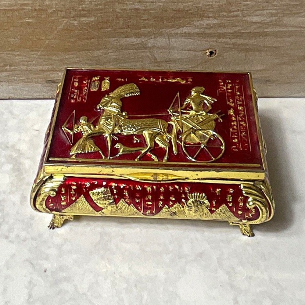Red & Gold Hinged Trinket Box Velvet Lined Horse-Drawn Chariot Design